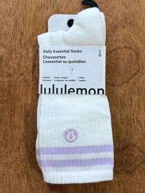 Lululemon daily essential socks crew white/lavendar